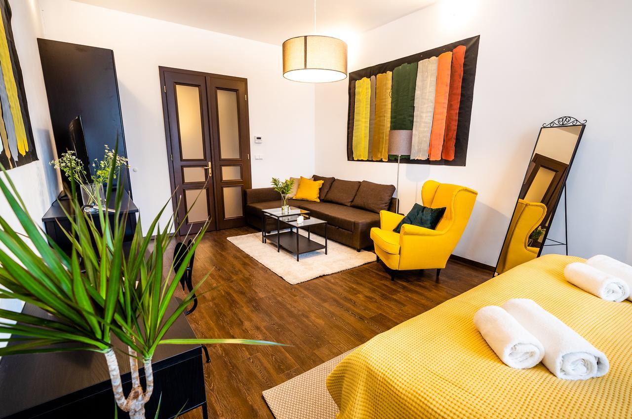 Unique Central Square Business Apt. Hradec Králové 외부 사진